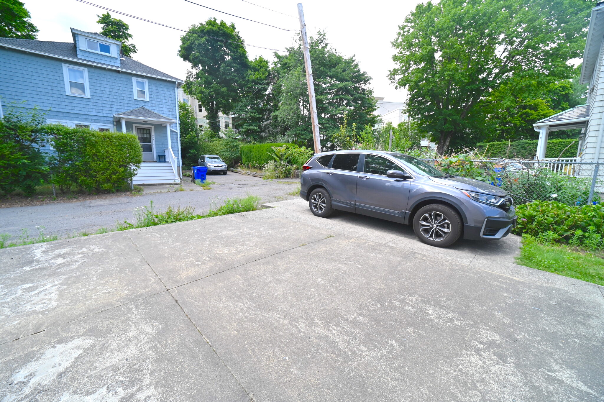 665 Hammond St, Brookline
