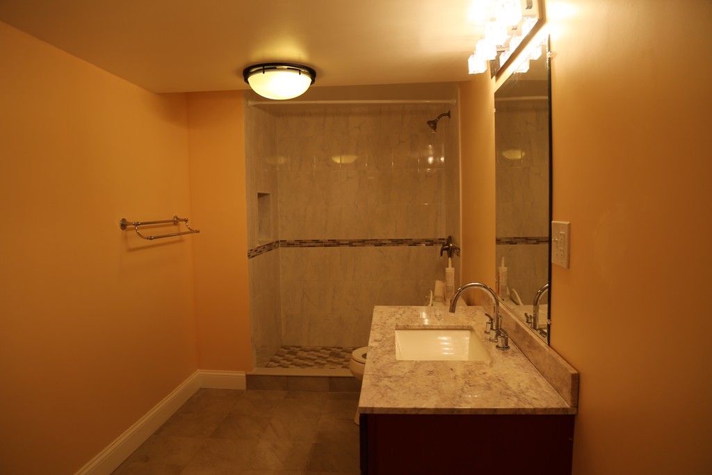 114 Paul Revere Rd, Arlington Heights