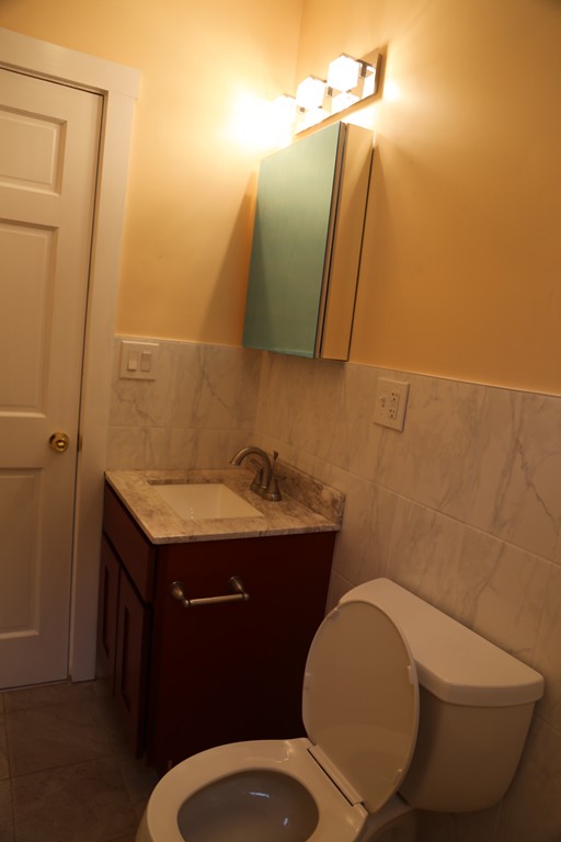 114 Paul Revere Rd, Arlington Heights