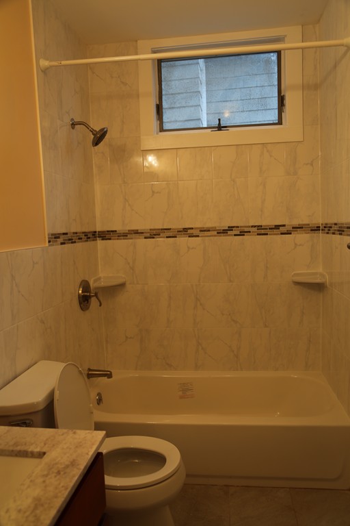 114 Paul Revere Rd, Arlington Heights