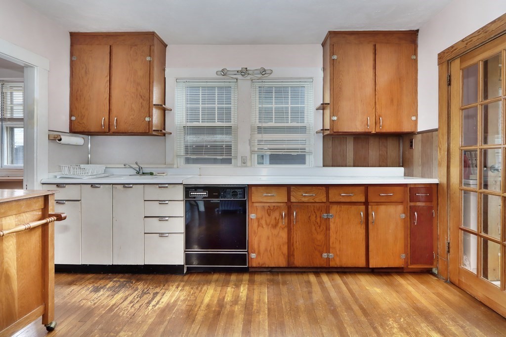 55 Linden, Brookline