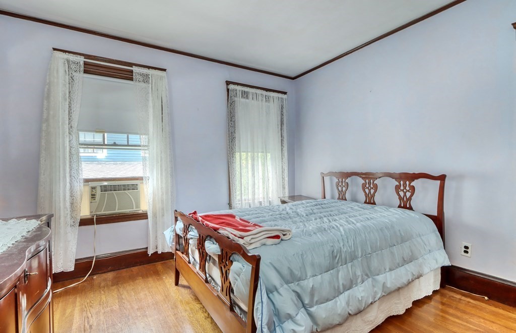 55 Linden, Brookline