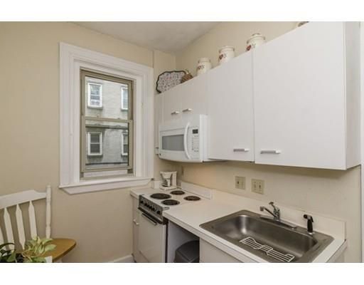 1673 Commonwealth Ave, Brighton