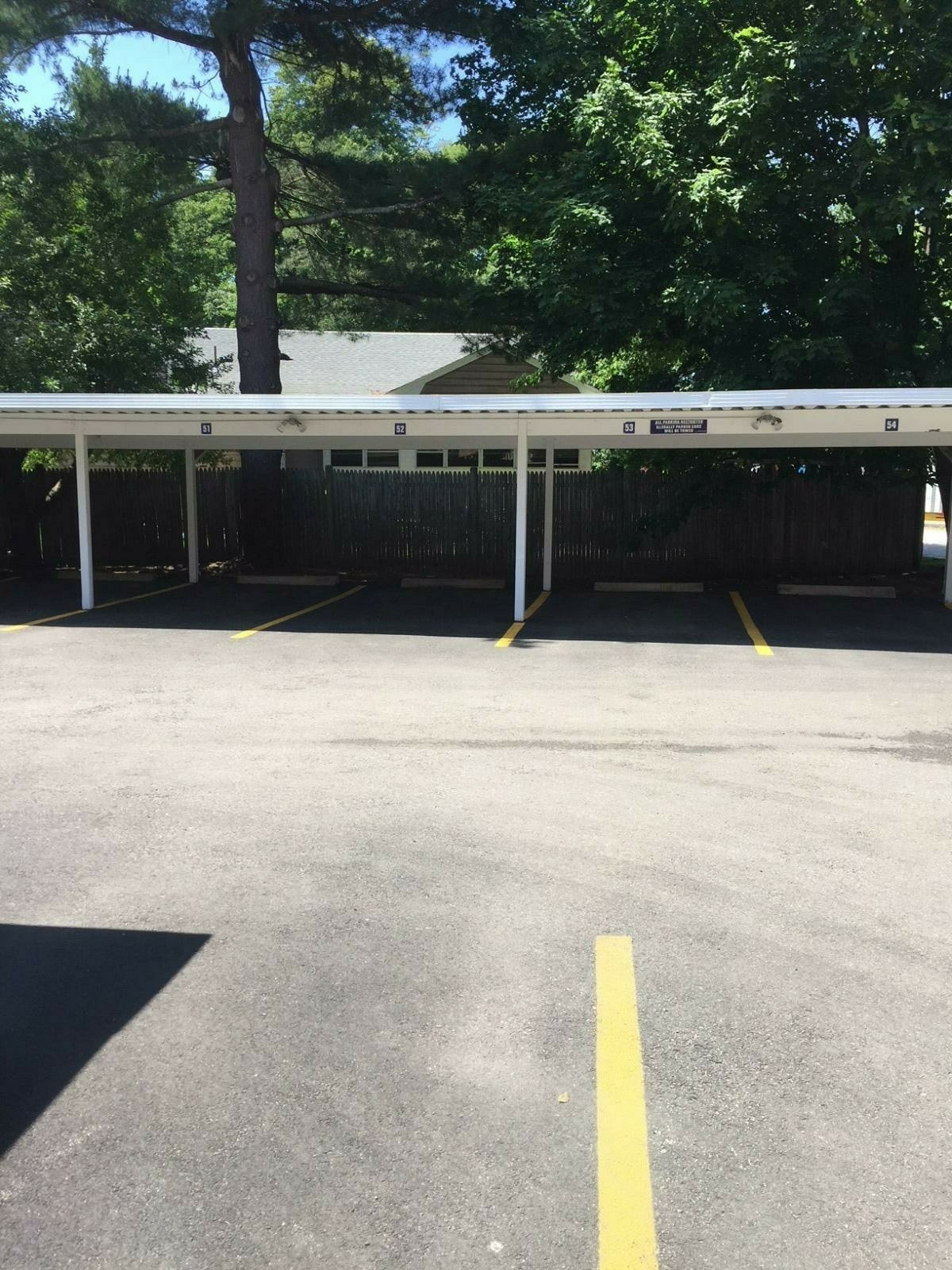 320 Hammond Pond Pkwy, Chestnut Hill