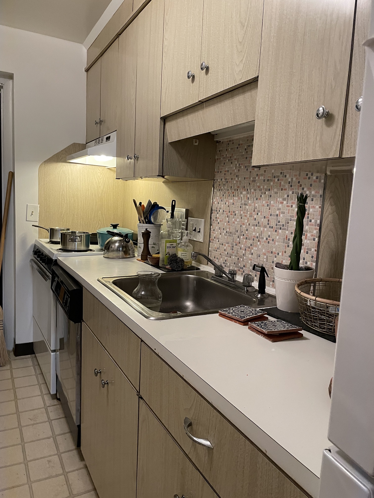 8 Commonwealth Ct, Brighton