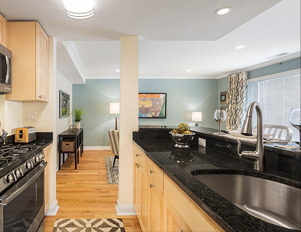 189 Gerry Rd, Chestnut Hill