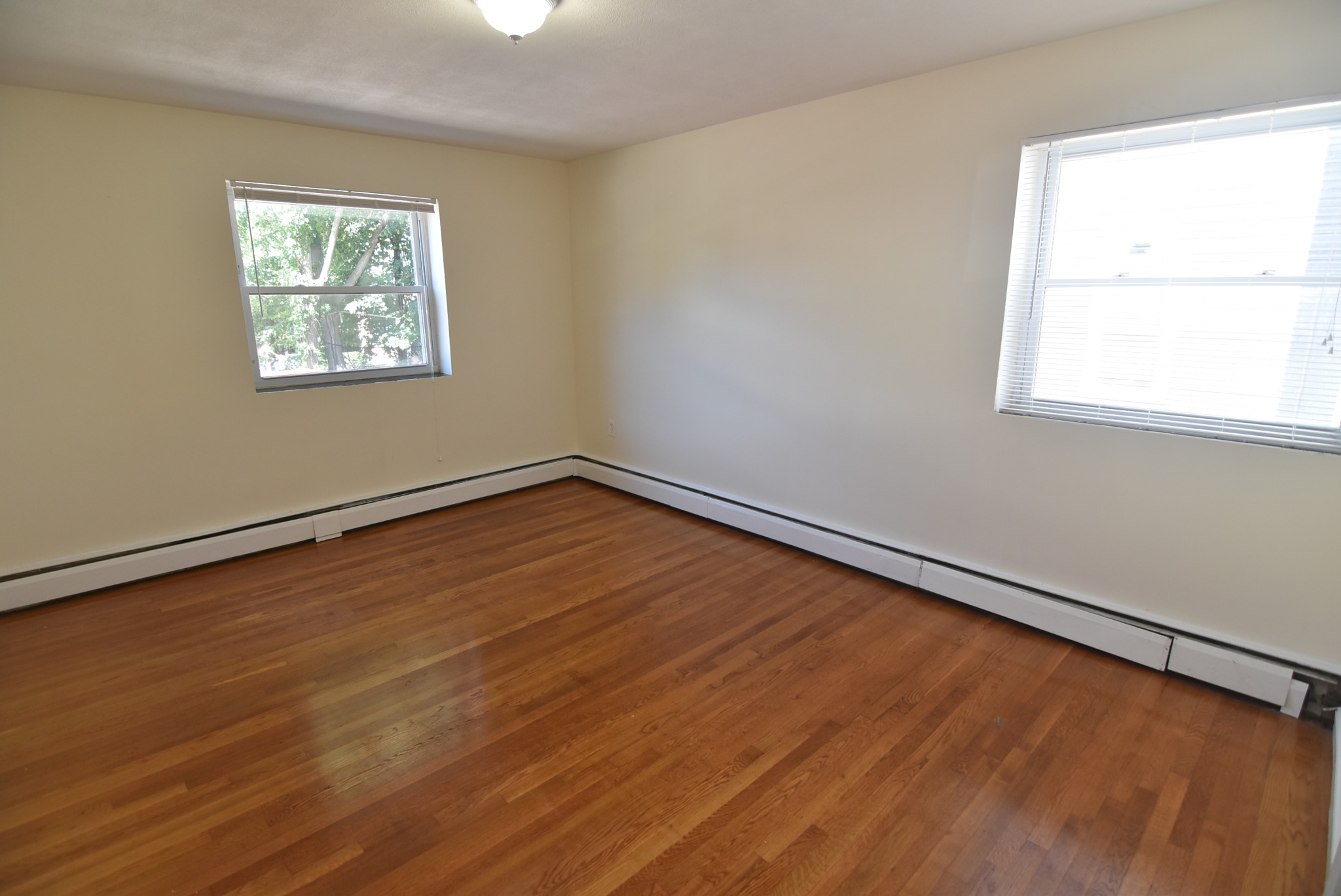 34 Gardner St, Allston