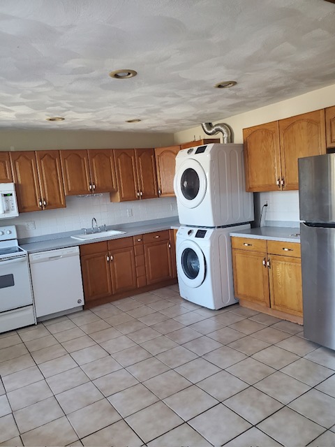 154 Harvard St, Coolidge Corner