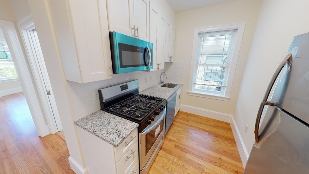 672 Washington St, Coolidge Corner