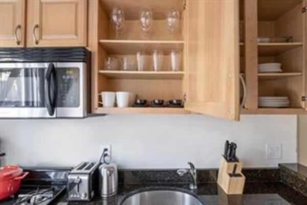 674 Washington St, Coolidge Corner