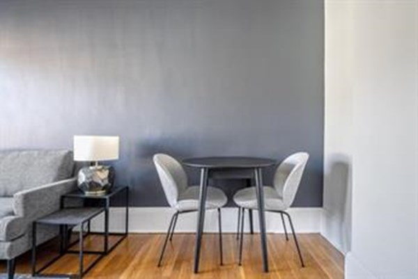 674 Washington St, Coolidge Corner