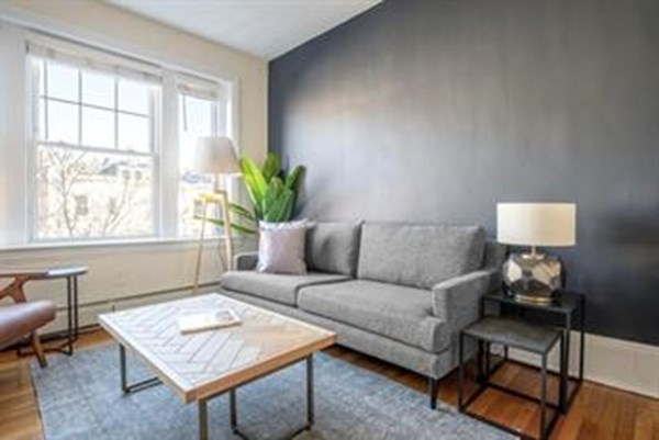 674 Washington St, Coolidge Corner