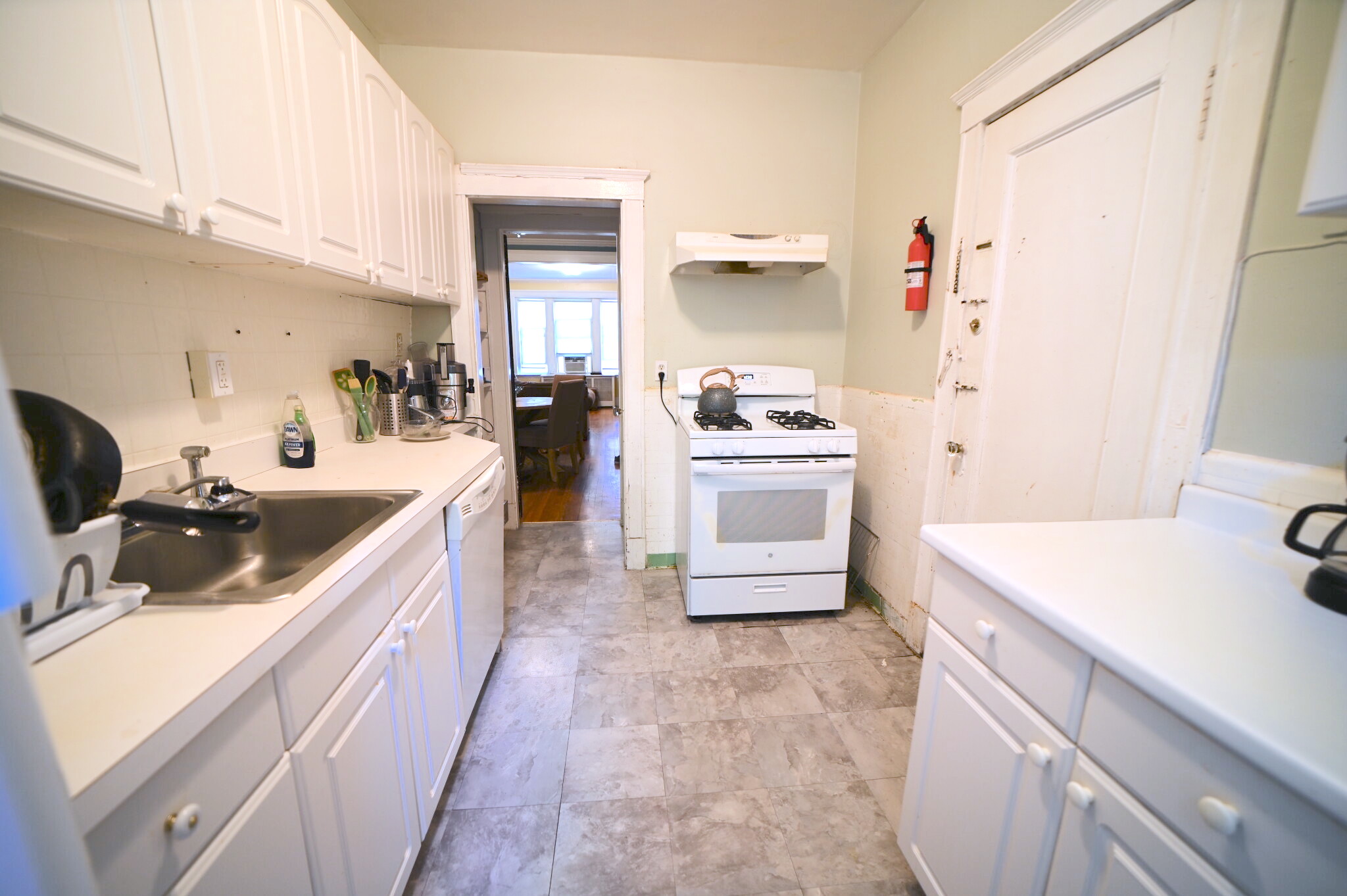 42 Longwood Ave, Coolidge Corner