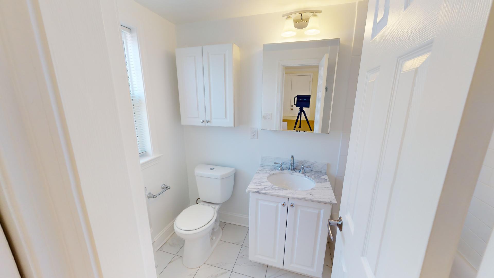 212 Gerry Rd, Chestnut Hill