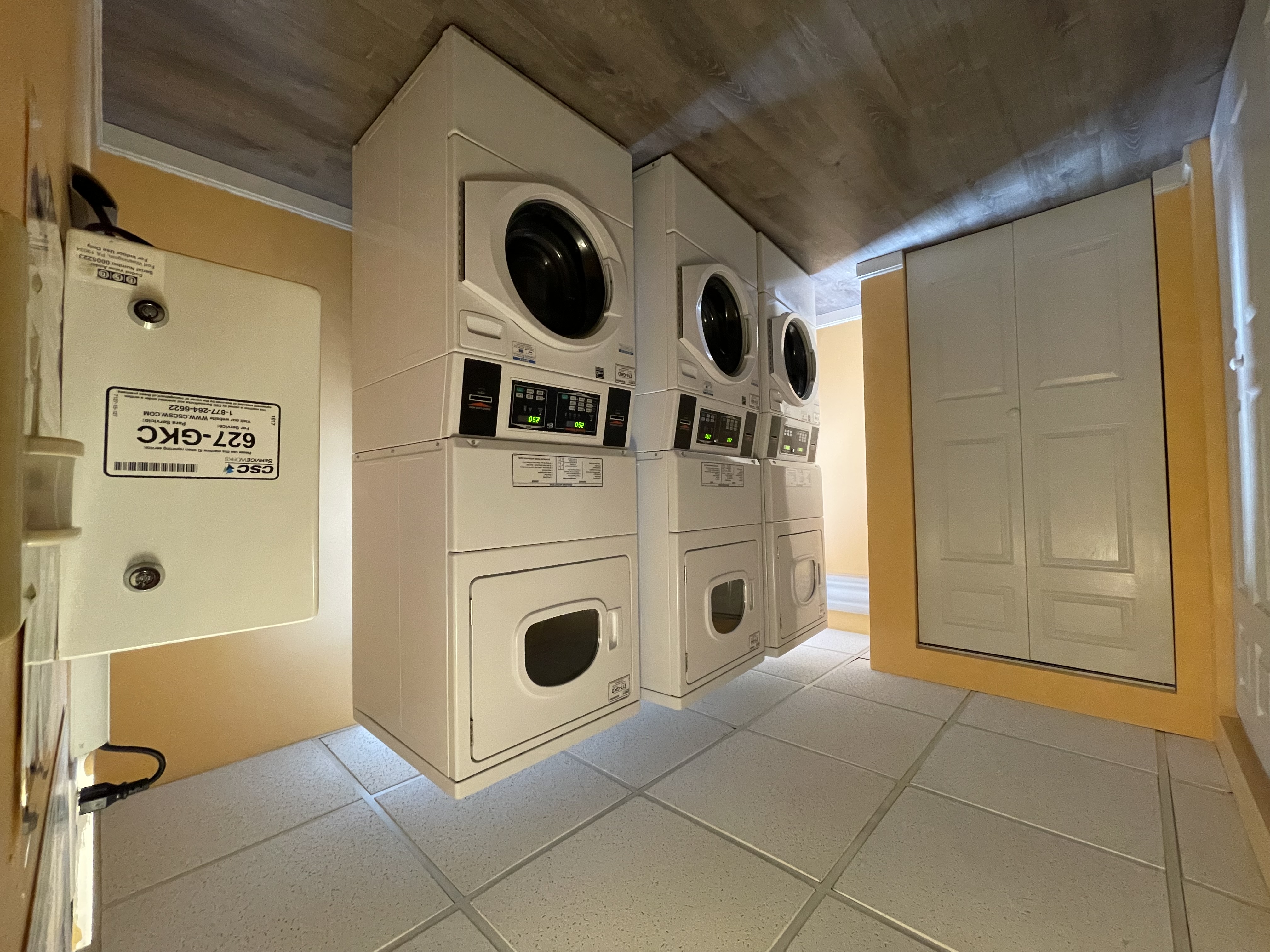 111 Queensberry St, Fenway