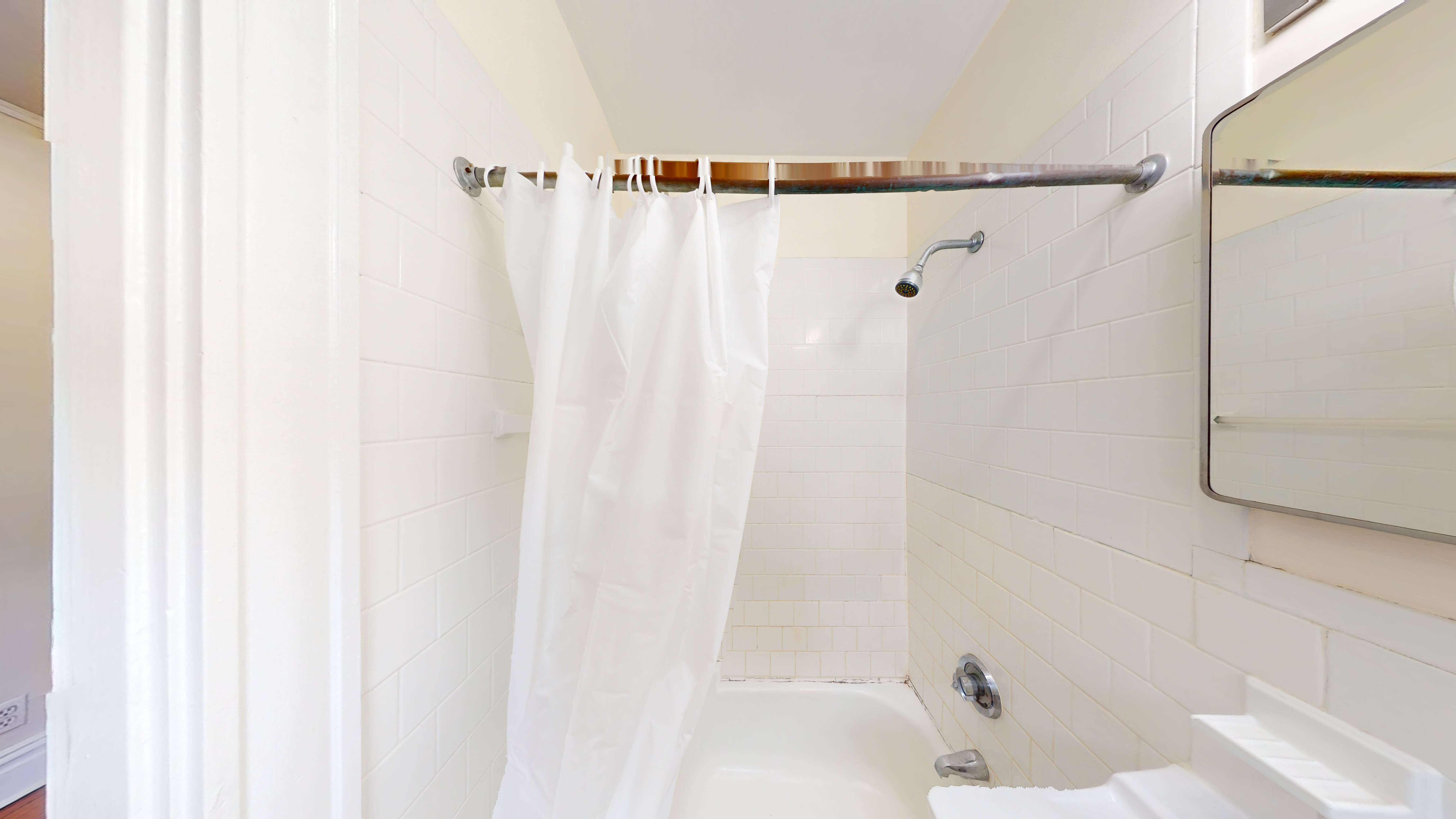 55 Strathmore Rd, Brighton