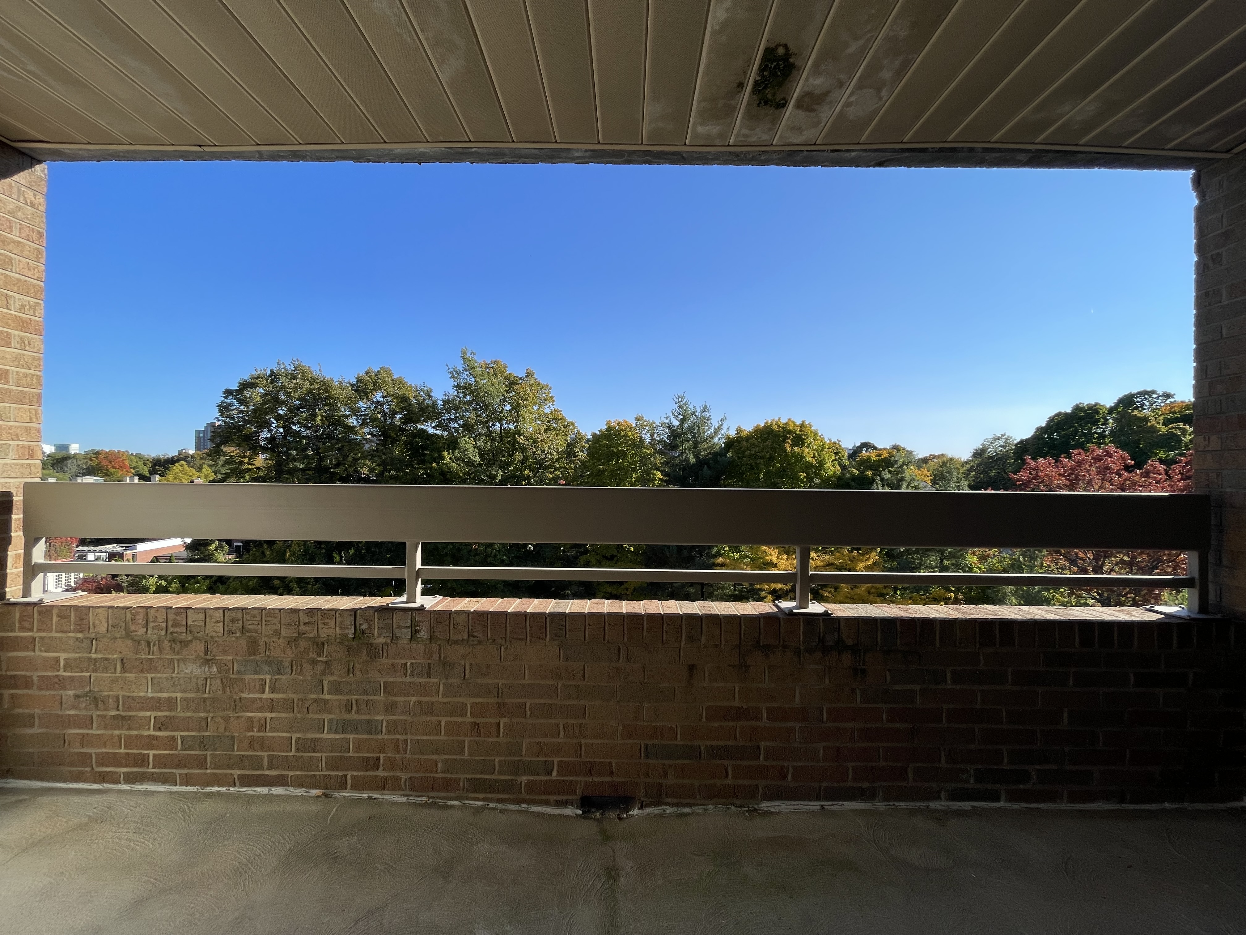 1111 Beacon St, Longwood