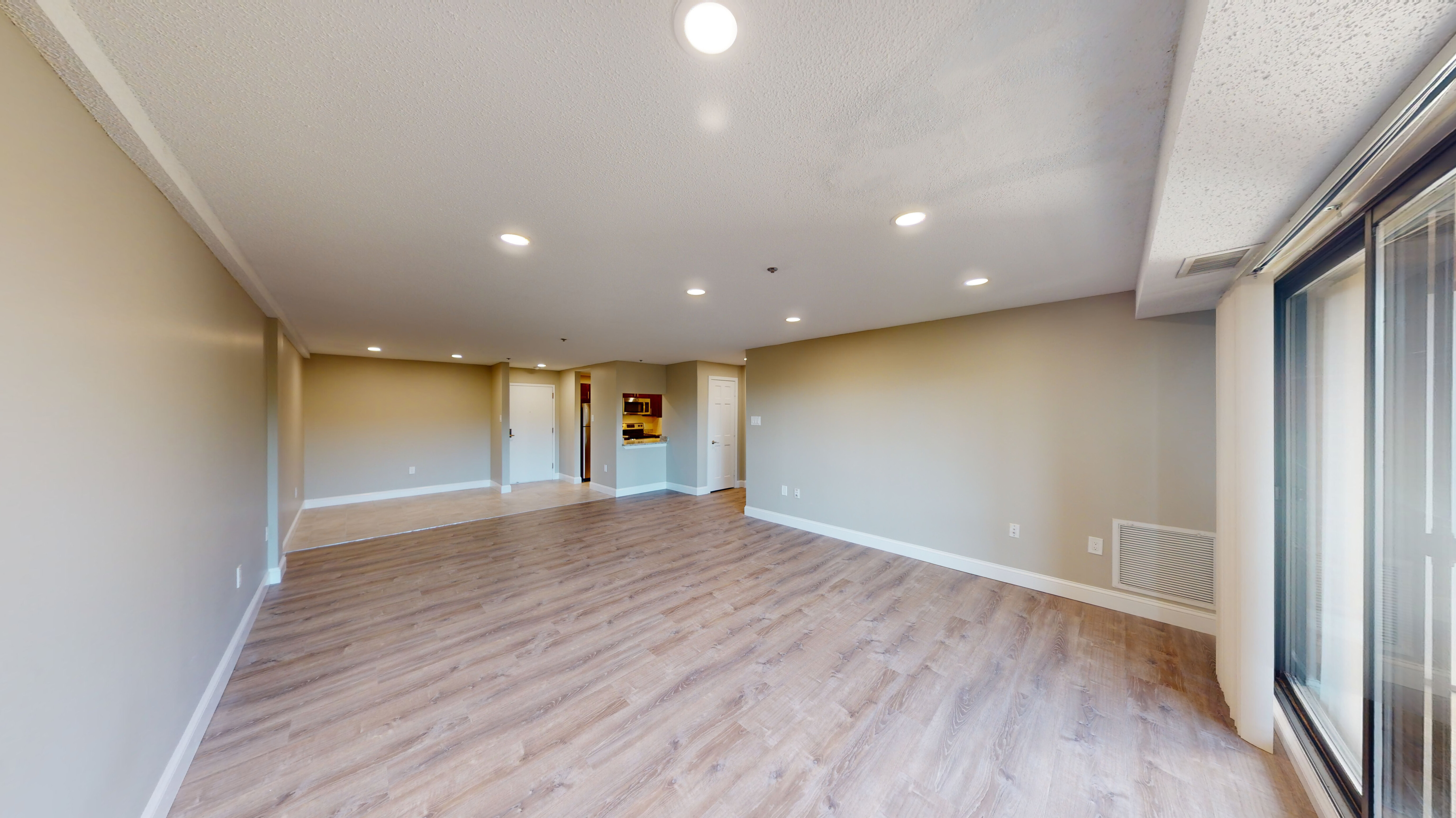 1111 Beacon St, Longwood