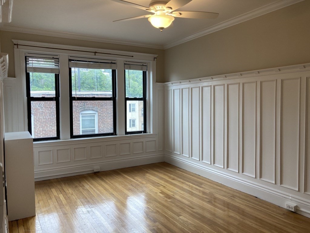 386 Riverway, Mission Hill