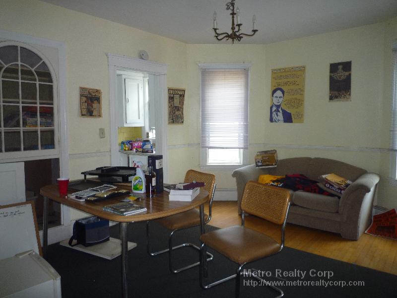 4 bed, 1.5 bath apartment for rent at 4 Priscilla Rd Unit 2, Boston — photo 3 of 13