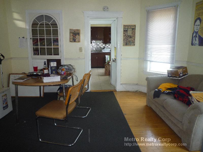 4 bed, 1.5 bath apartment for rent at 4 Priscilla Rd Unit 2, Boston — photo 4 of 13