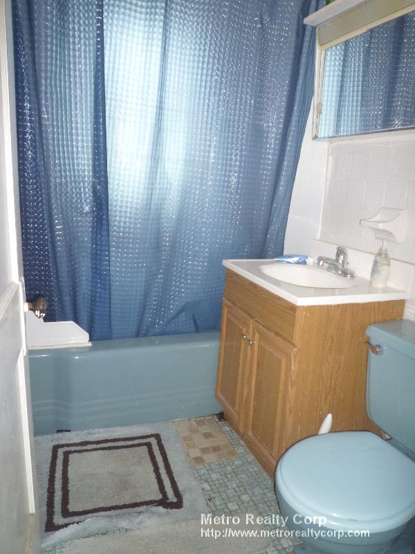 4 bed, 1.5 bath apartment for rent at 4 Priscilla Rd Unit 2, Boston — photo 9 of 13