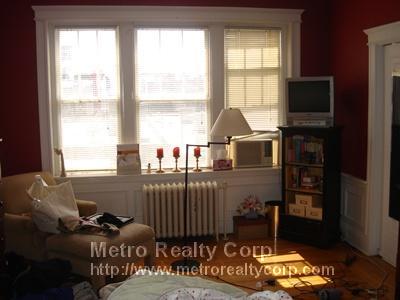 10 Greenway Ct, Coolidge Corner