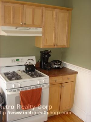 10 Greenway Ct, Coolidge Corner