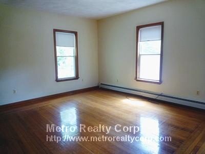 16 Prince St, Brookline