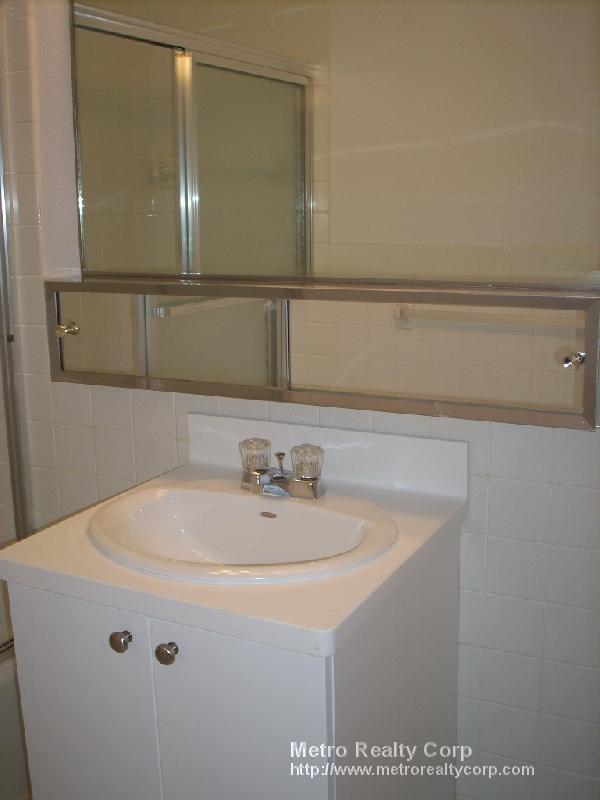 1 bed, 1 bath apartment for rent at 30 Fuller St Unit 103, Brookline — photo 4 of 5