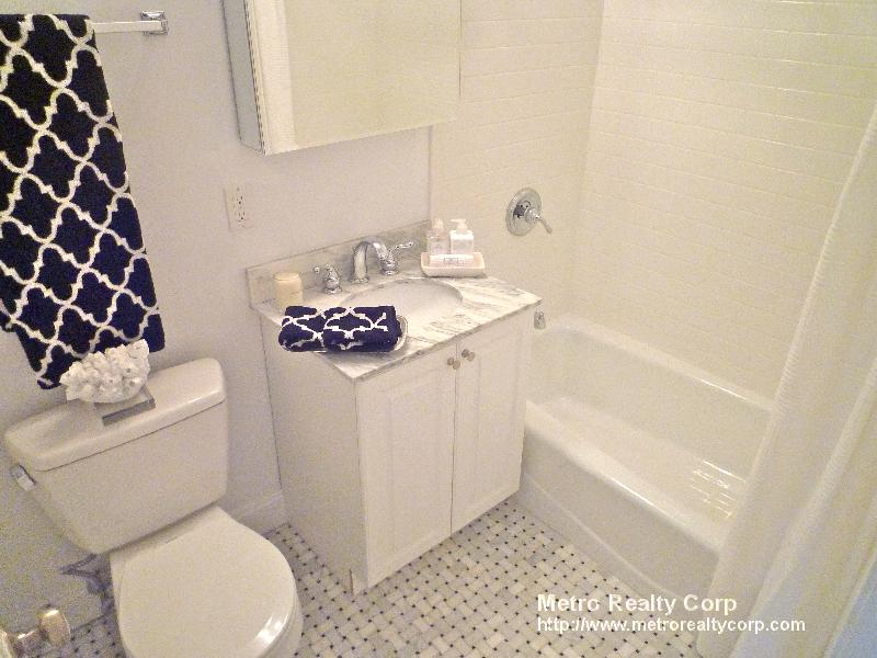 60 Brattle St, West Cambridge