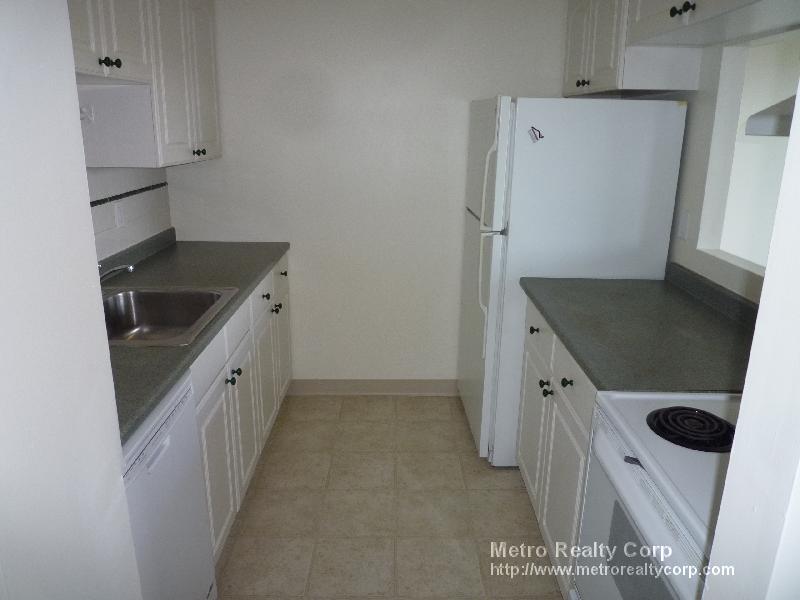 70 Centre St, Coolidge Corner