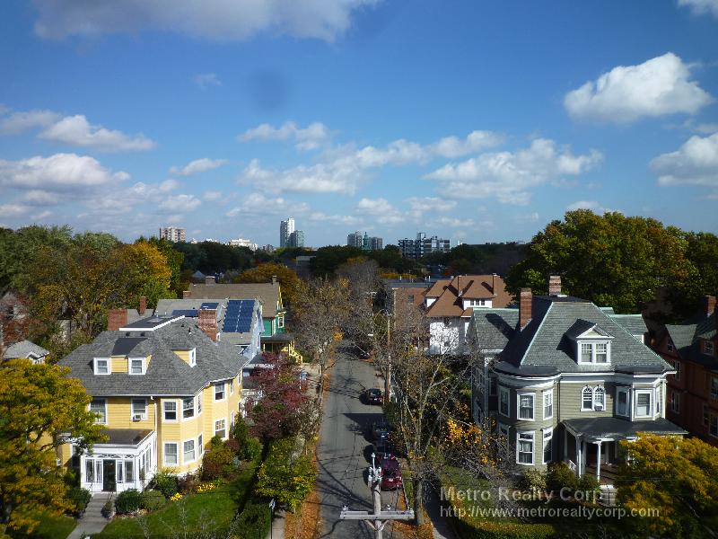 70 Centre St, Coolidge Corner