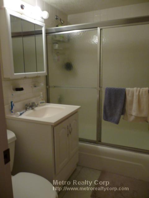 81 Green St, Brookline