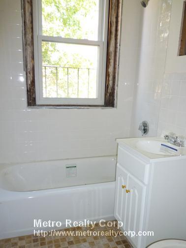 85 Strathmore Rd, Brighton