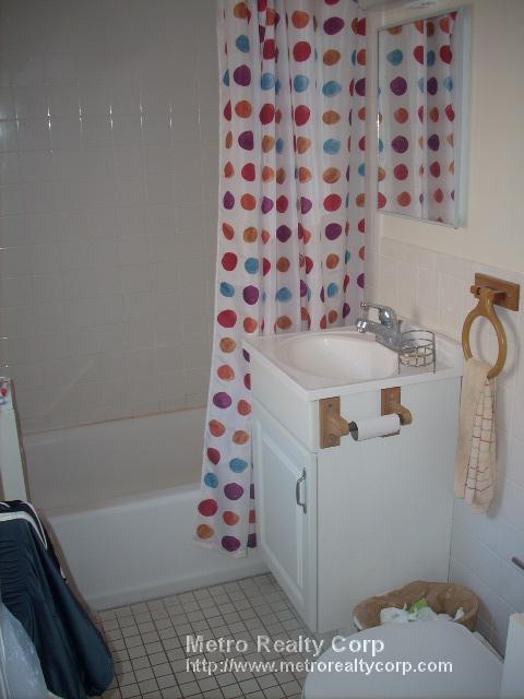 89 Strathmore Rd, Brighton