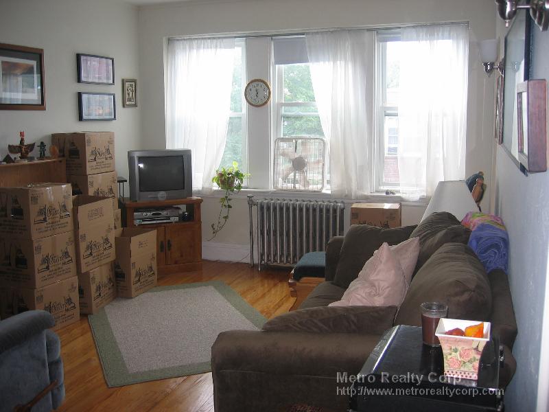 89 Strathmore Rd, Brighton