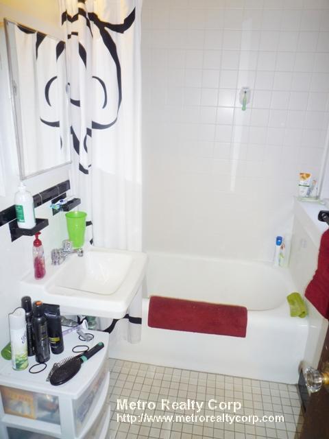 89 Strathmore Rd, Brighton