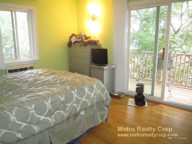 126 Englewood, Brighton