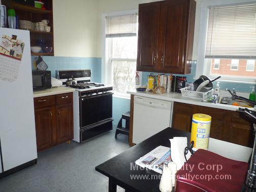 656 Washington St, Brighton