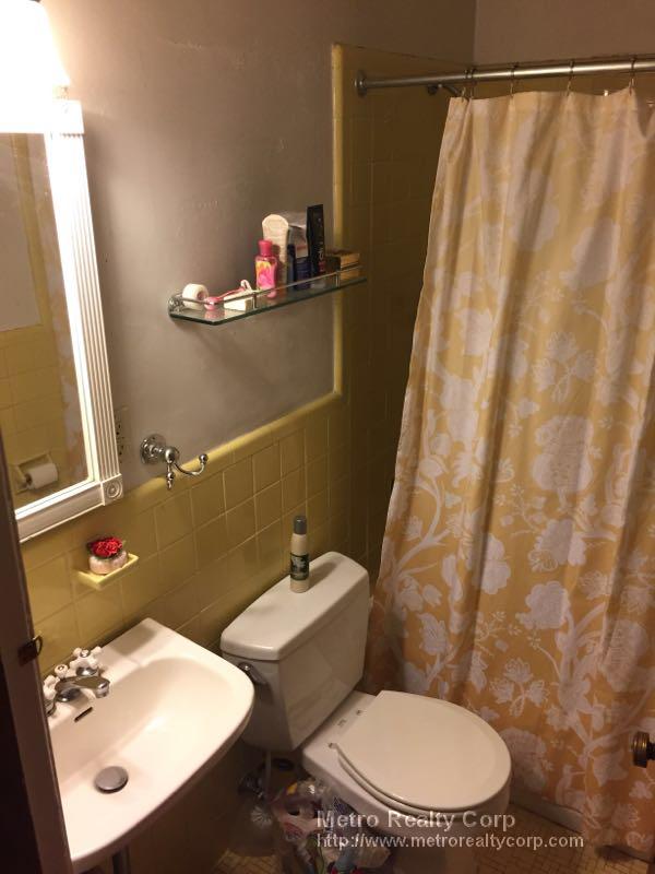 1748 Beacon St, Washington Square