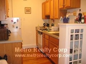 85 Strathmore Rd, Brighton