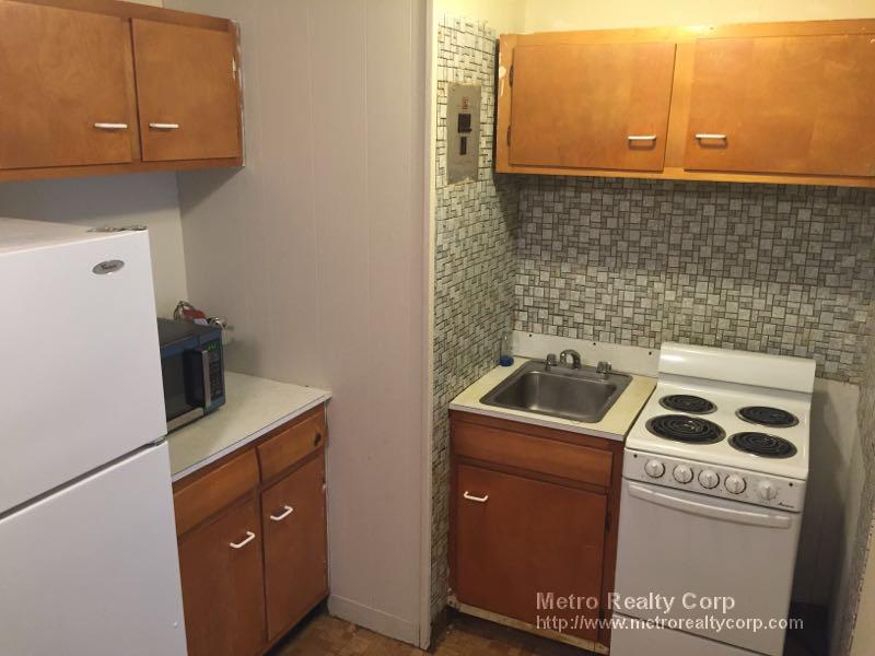 Studio bed, 1 bath apartment for rent at 75 Park St Unit 8, Brookline — photo 5 of 7