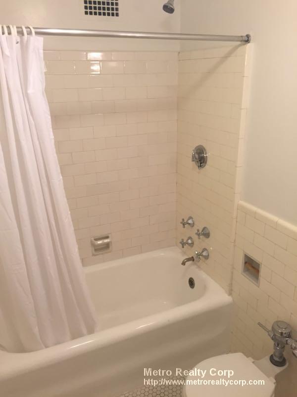 Studio bed, 1 bath apartment for rent at 1284 Beacon St Unit 303, Coolidge Corner — photo 5 of 10