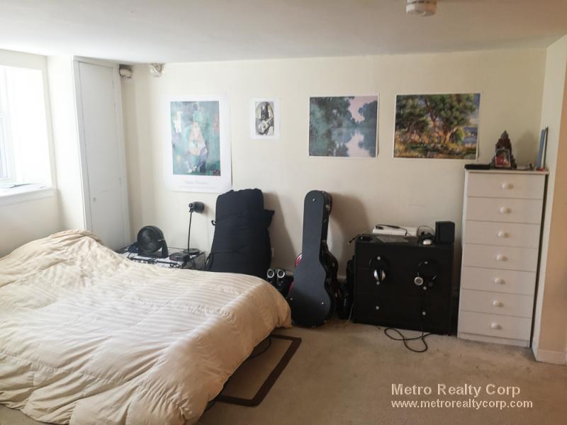 94 Corey Rd, Brighton