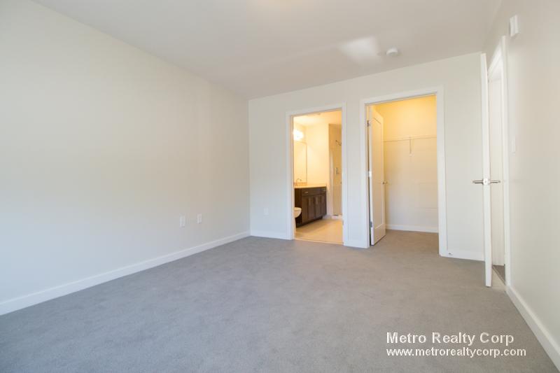 1 Whittemore Ave, North Cambridge