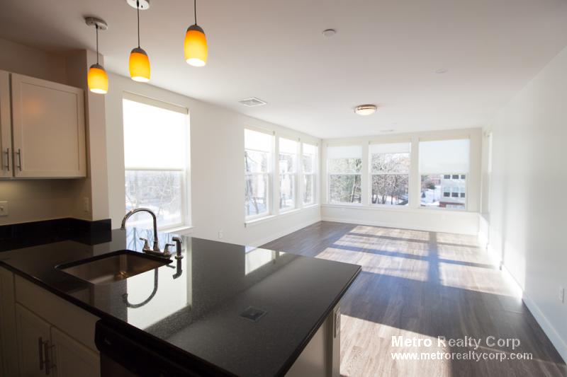 1 Whittemore Ave, North Cambridge