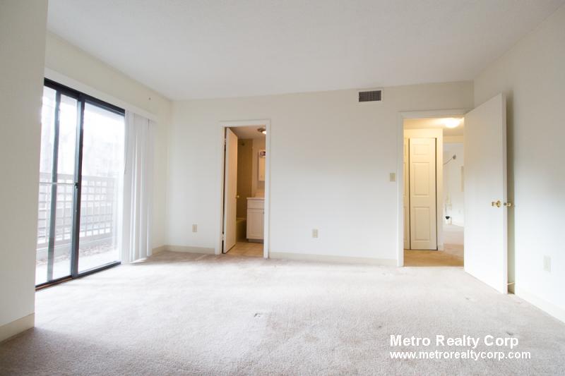 70 Centre St, Coolidge Corner