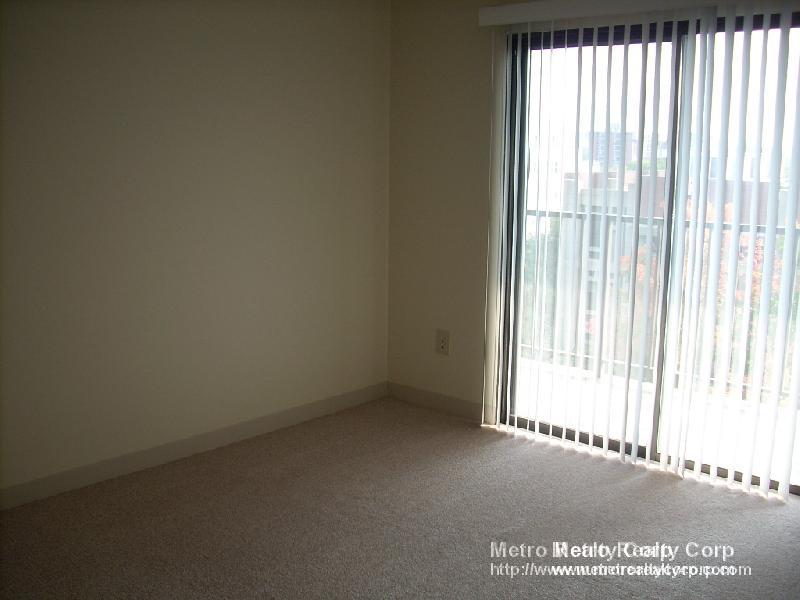 49 Marion St, Coolidge Corner