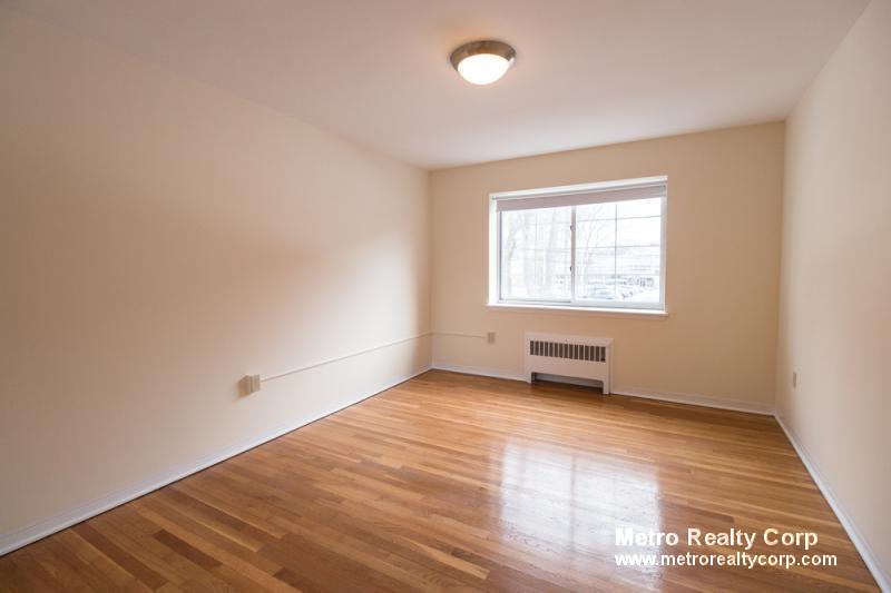 49 Green St, Coolidge Corner